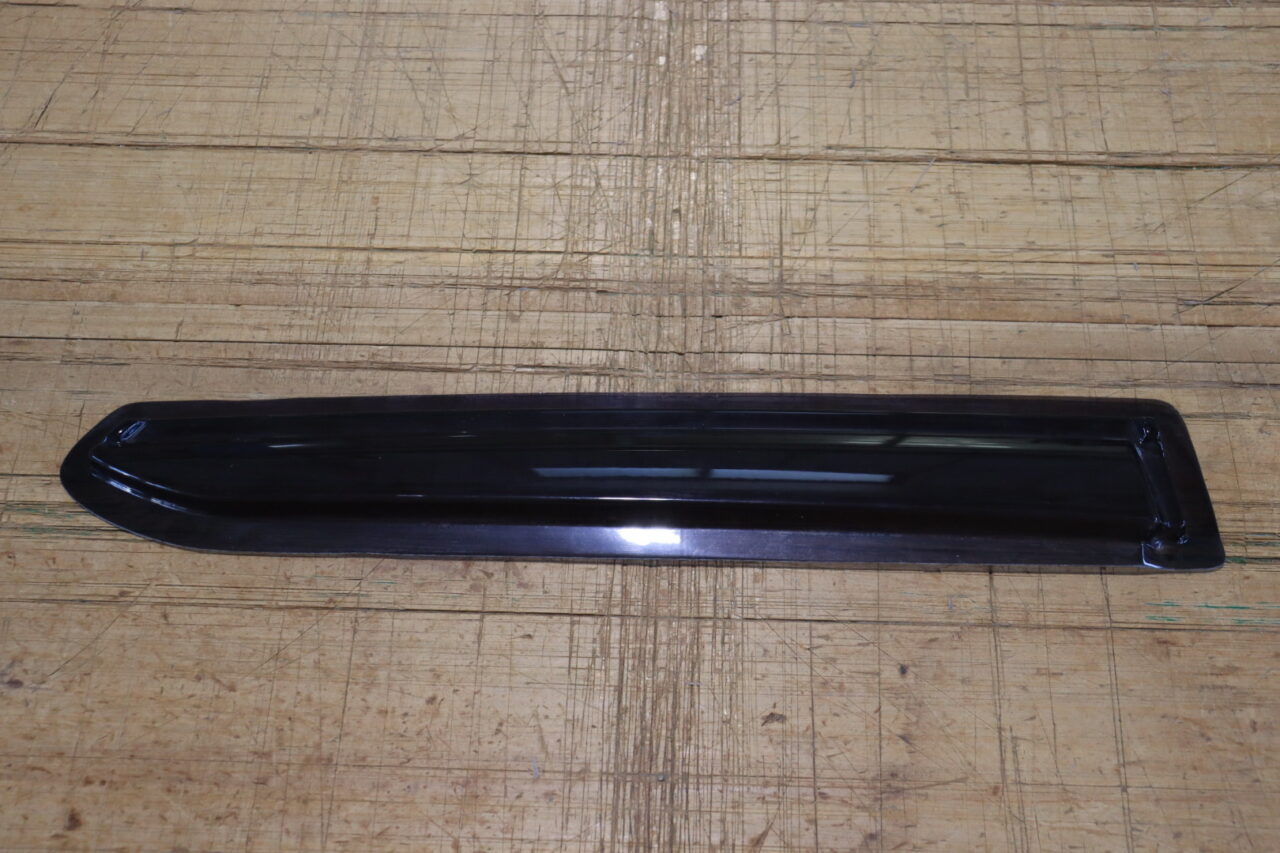 Example of resin mold for vacuum forming with chemical wood and complex shape