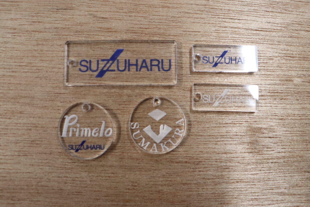 Acrylic plate engraving Example of processing using a laser engraving machine4