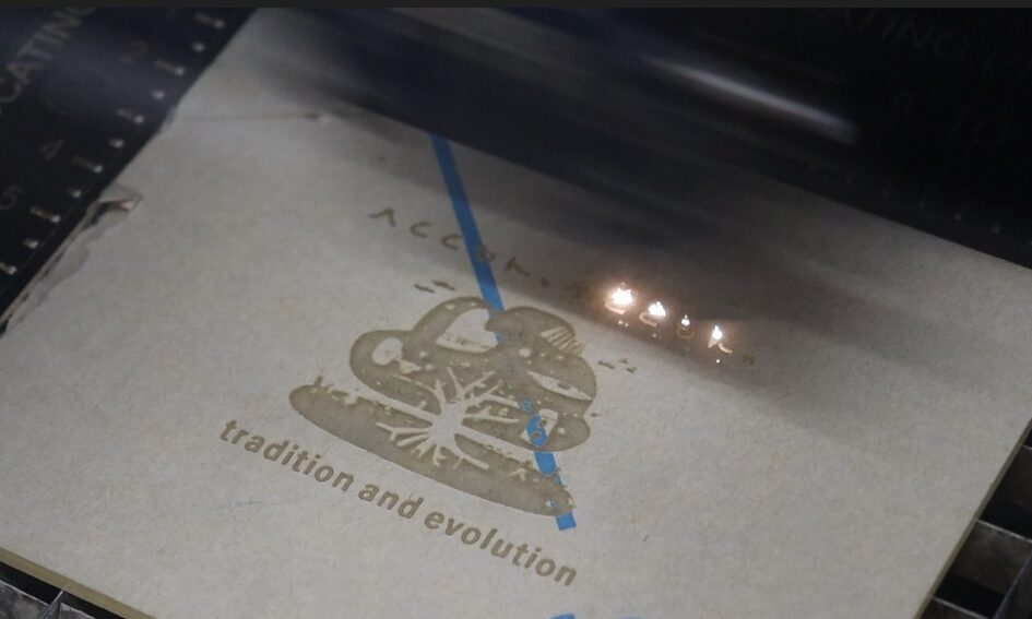 Laser engraving machine Illustration engraving process on acrylic board3