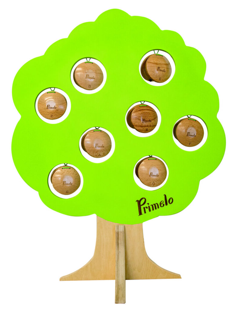 Scale castanets Primelo exhibition tree