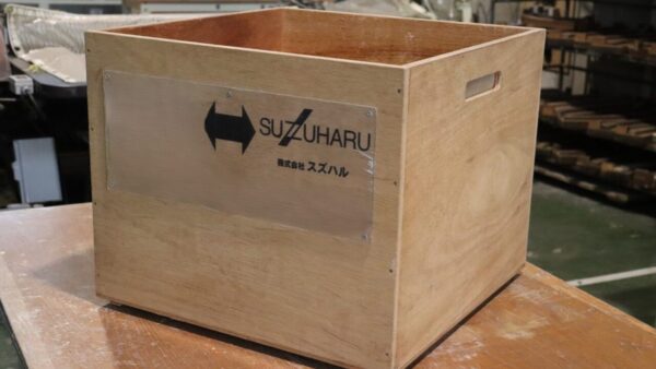 【合板・ベニヤ板加工の特注オーダー】木箱製作とパレット製造