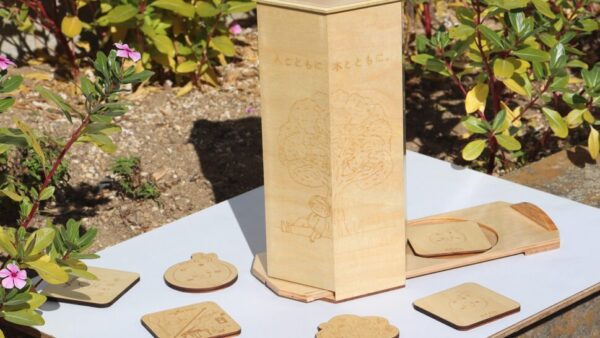 未利用材で販促品(おみくじコースター)